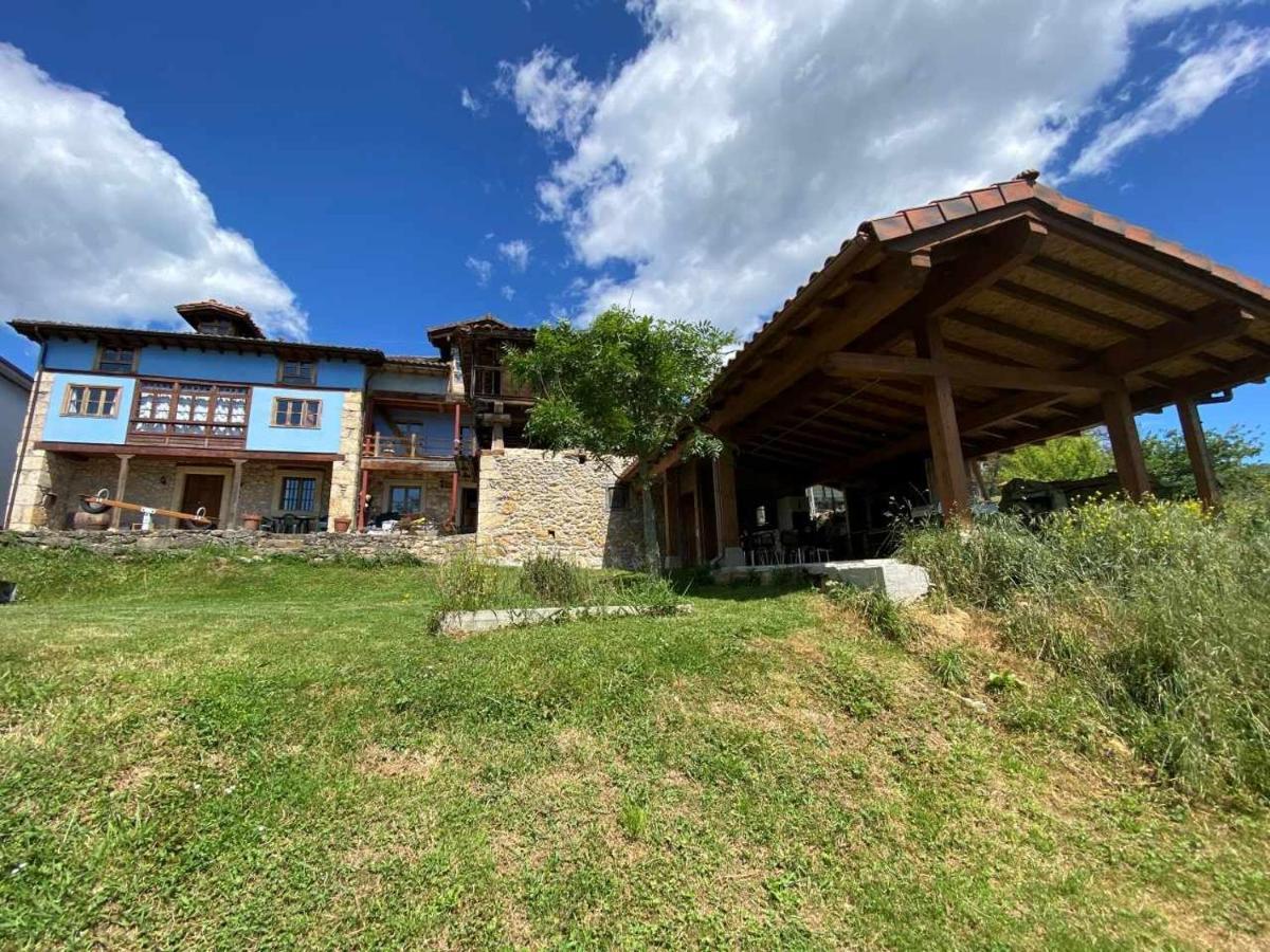 Casa Rural El Bohio Arriondas Eksteriør bilde