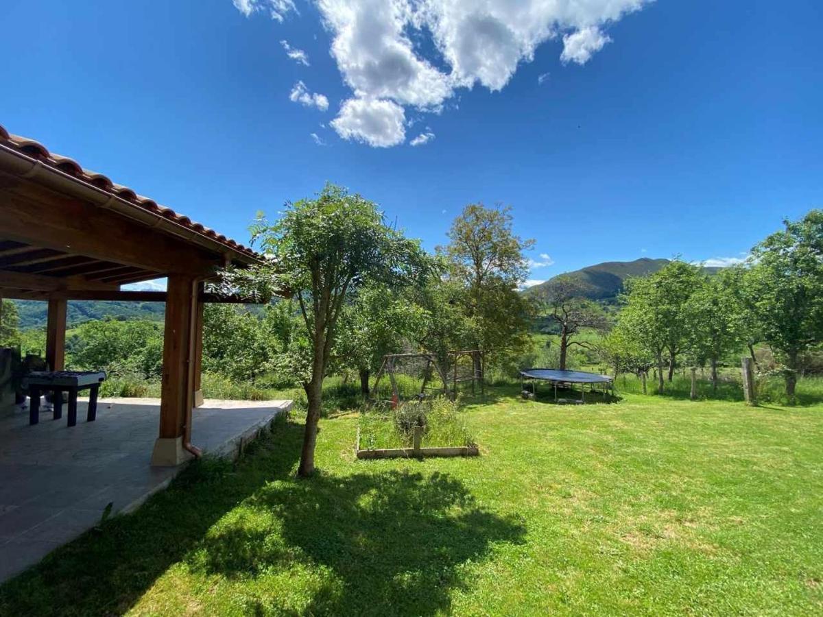 Casa Rural El Bohio Arriondas Eksteriør bilde