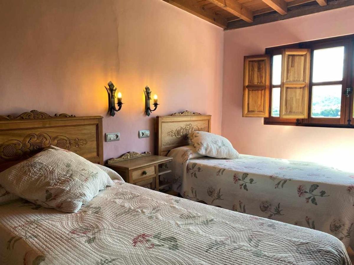 Casa Rural El Bohio Arriondas Eksteriør bilde